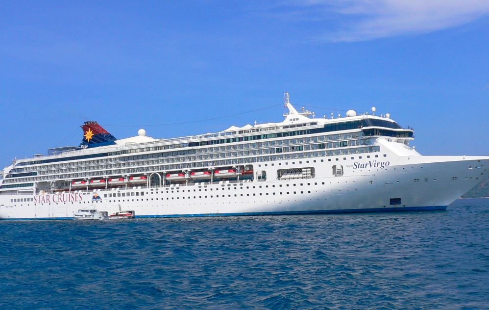 عوده السفينه السياحيه الى بوكيت ركود كوفيد