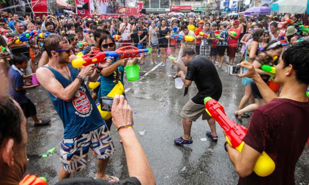 سونغكران يرفع مبيعات المسدسات المائيه
