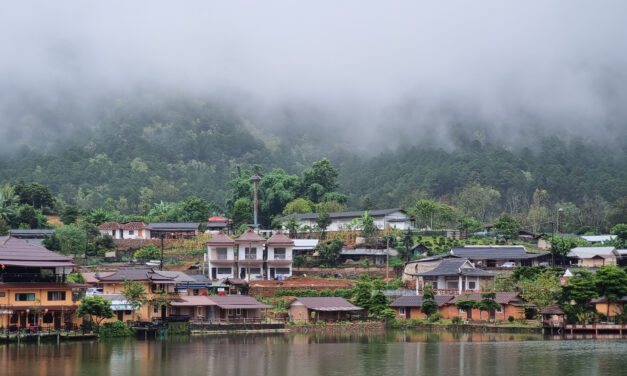 اعاده الرحلات الجويه بين مطار بانكوك وماي هونغ سون