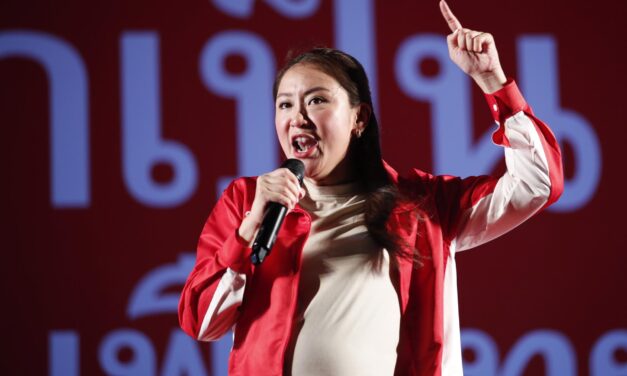 حزب فيو تاي يعزز القوه الناعمه في تايلند