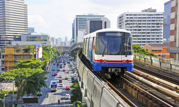 بانكوك تتطلع إلى تعديل أسعار تذاكر القطارات