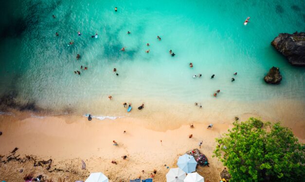 محافظة ناخون سي ثامارات تجذب السياح بشواطئها ومعالمها التاريخية