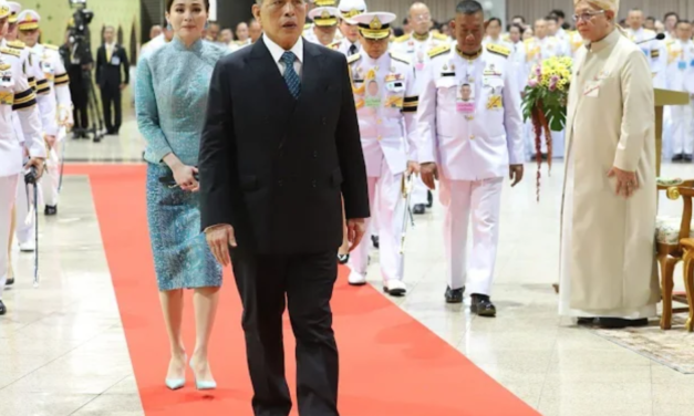 ملك تايلند يفتتح احتفالات المولد النبوي لعام 2025